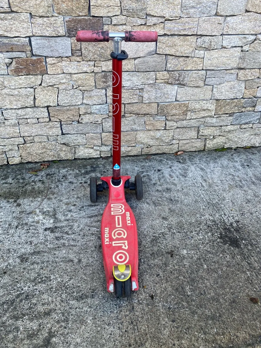 Micro scooters x 2 - Image 2