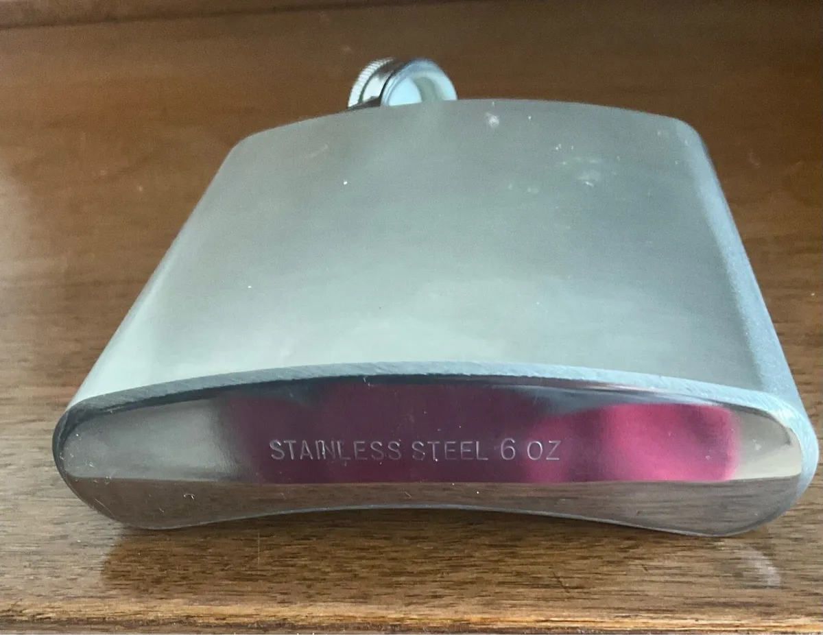 Stainless Steel Pocket Flask - Image 3