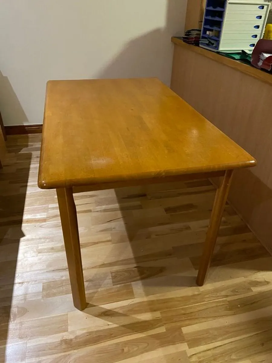 Kitchen Table - Image 4