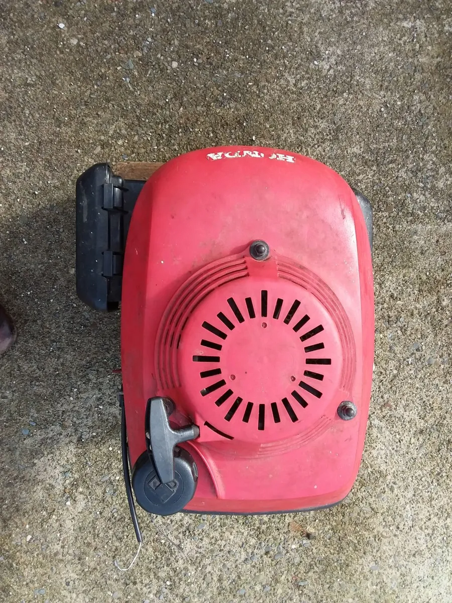 Honda Lawnmower engine - Image 4