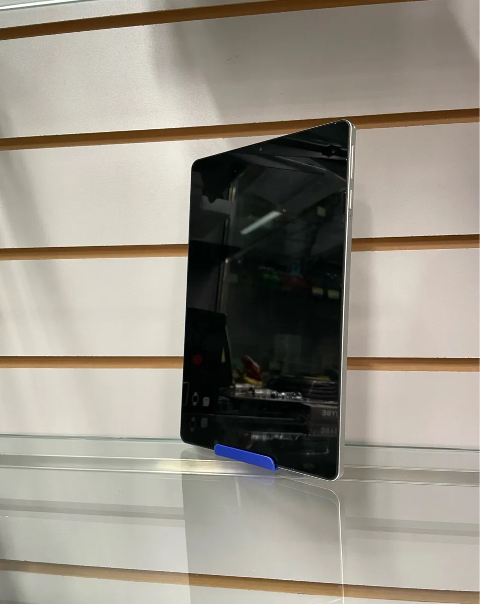 Acer Tablet - Image 2