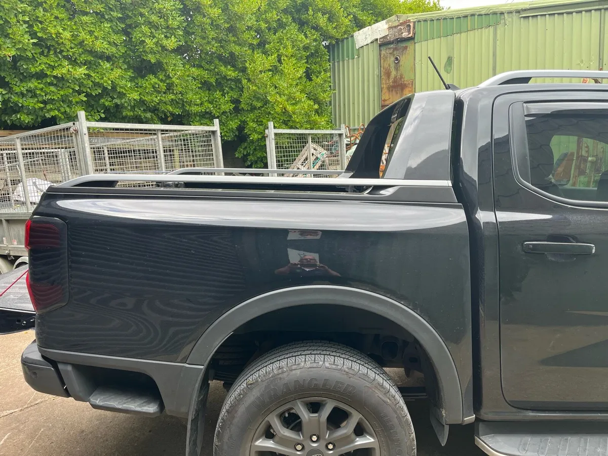 Electric roller shutter and frame 2025 Ford Ranger - Image 4