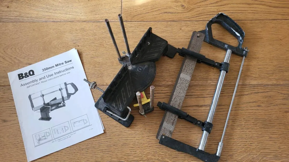 B & Q mitre saw