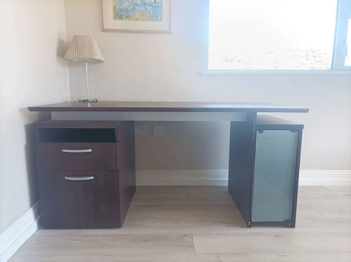 Office Desk - Image 1