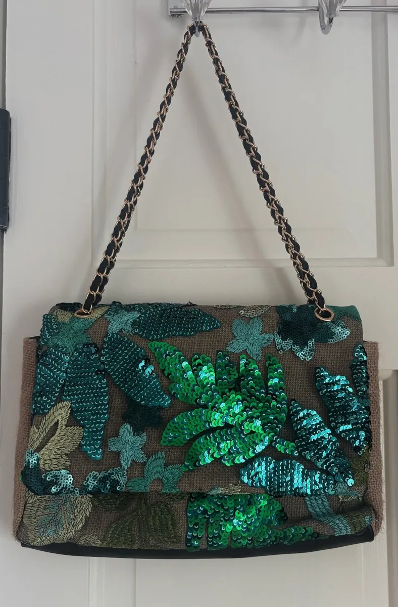 Ladies bag - Image 1