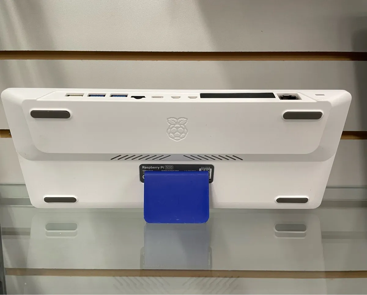 Raspberry Pi 500 - Image 4