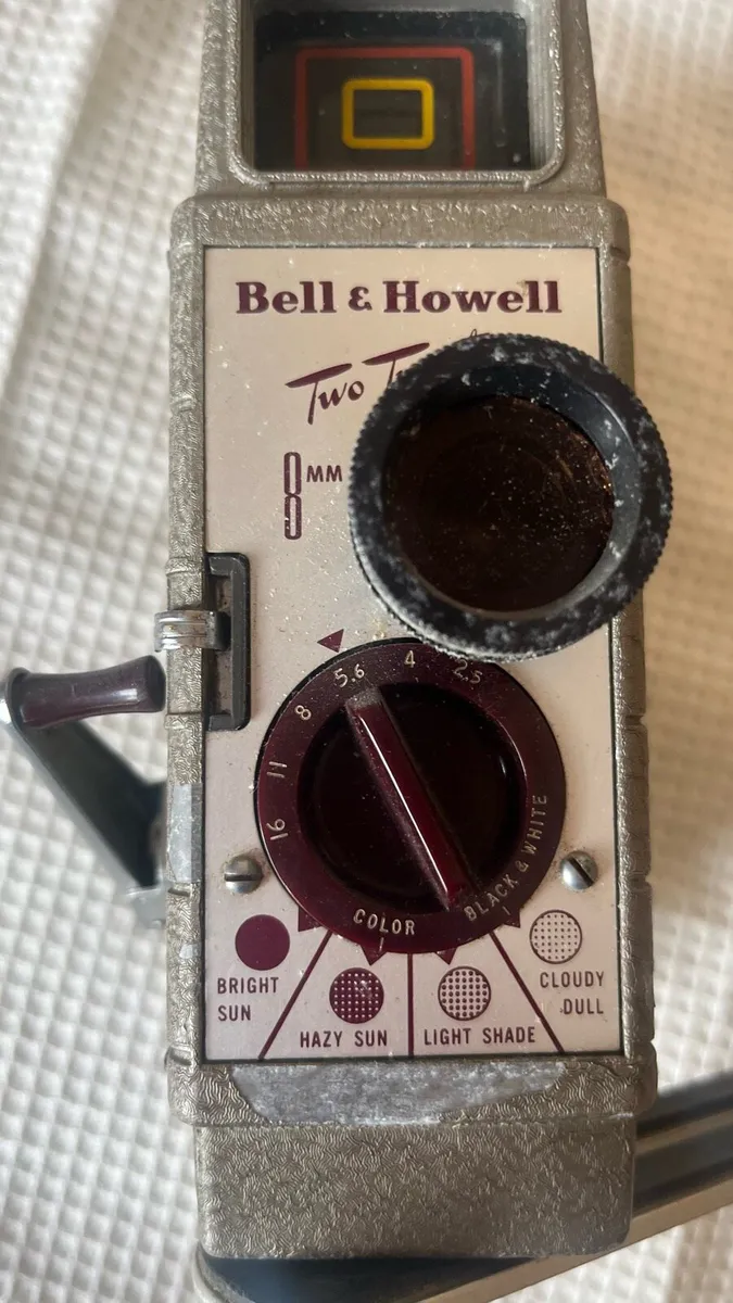Bell &Howell Movie Camera - Image 2
