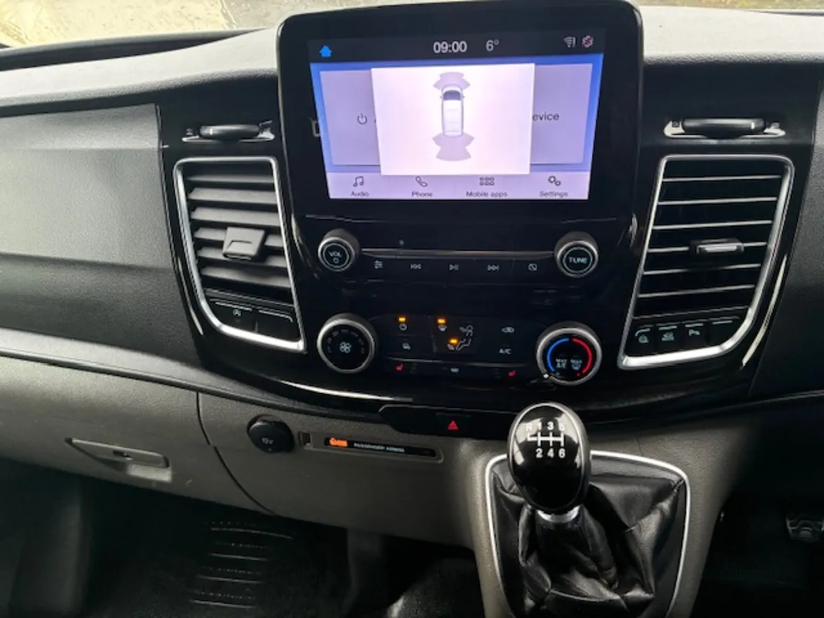 Ford Transit Custom Limited ** €215 VRT ** - Image 4