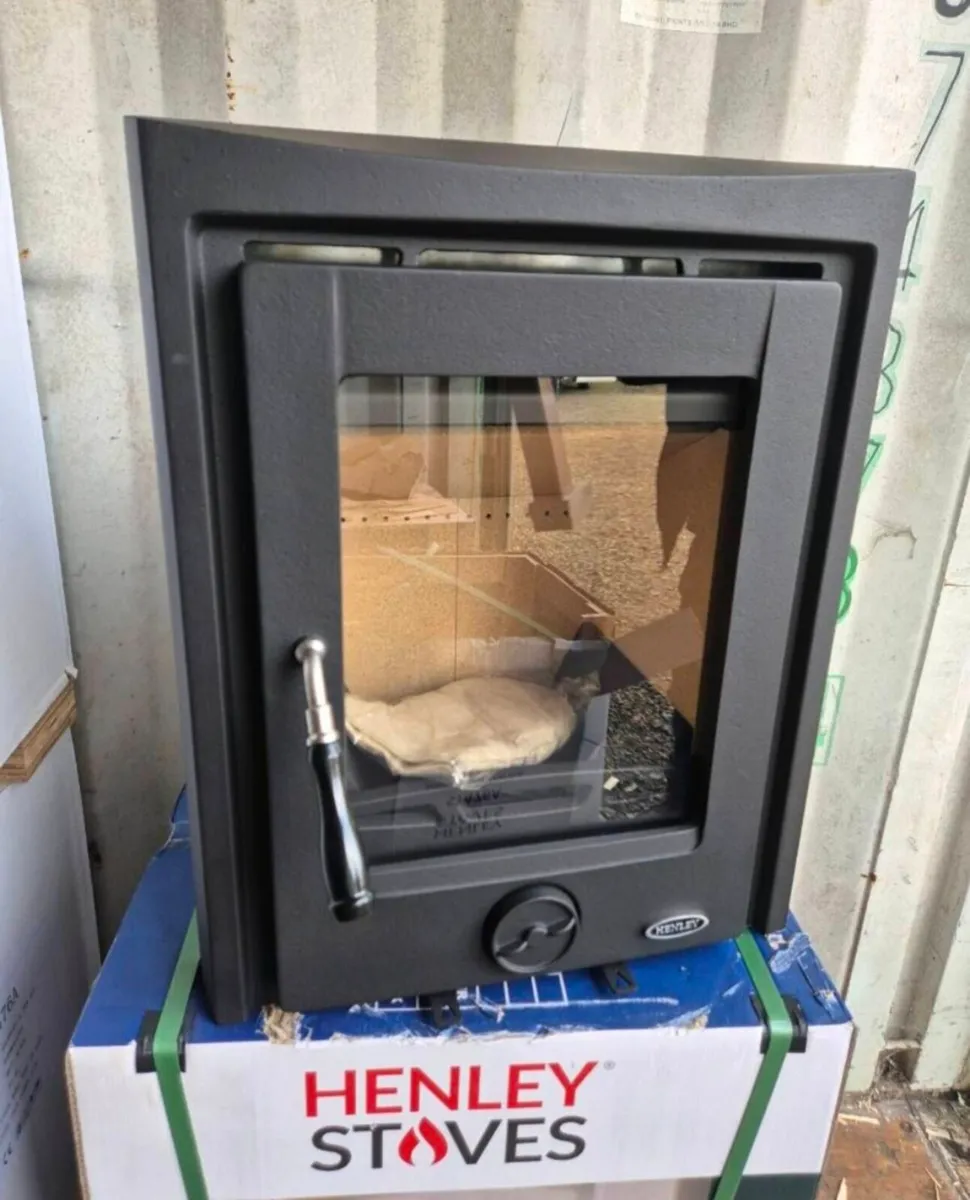 Henley  inset stove