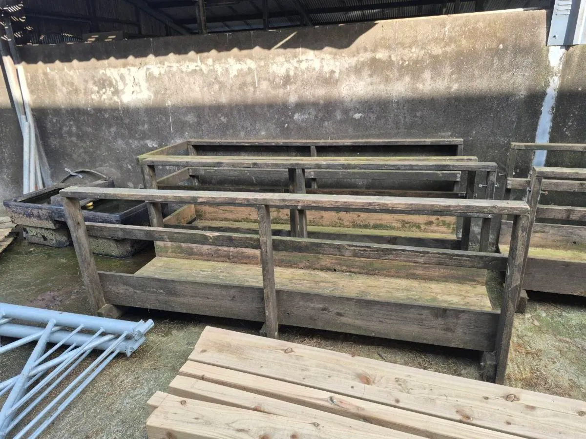 Walk through troughts