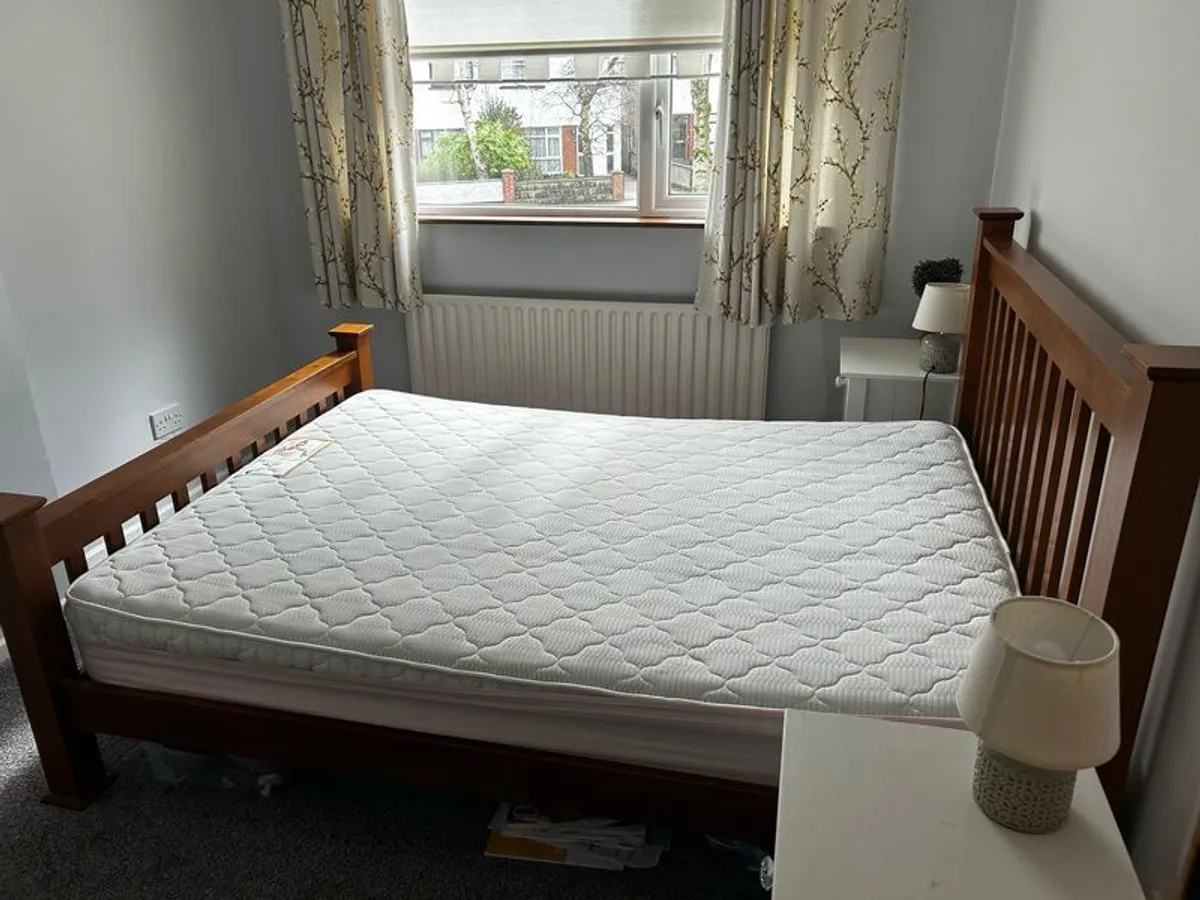 Double bed with mattress - Image 1