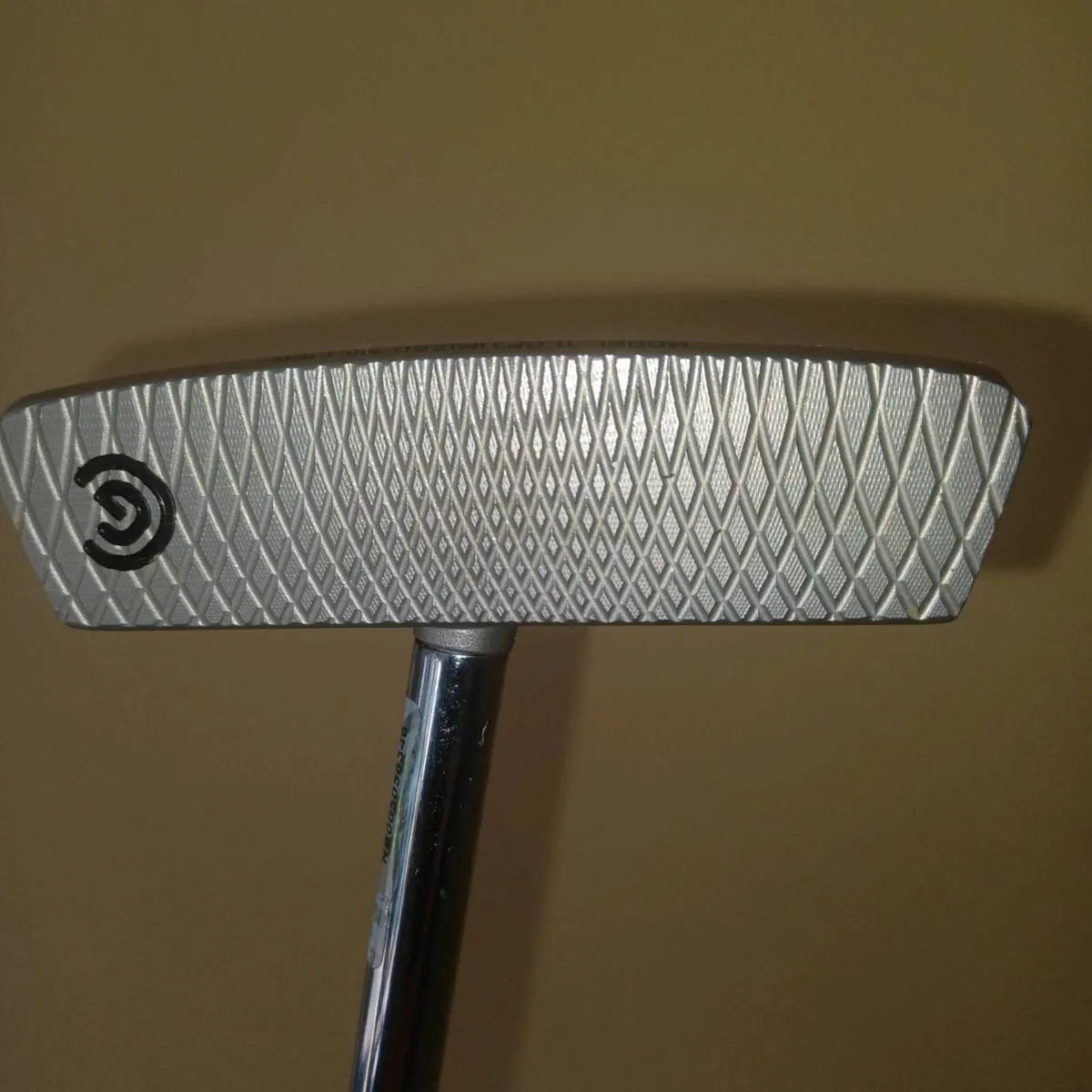 Cleveland HB Soft 2 11C Broomstick Putter - Image 2