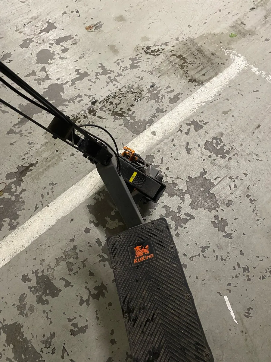 G4 electric scooter - Image 4