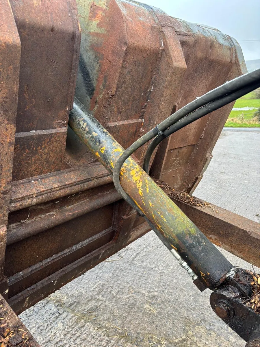 High tip bucket - Image 3