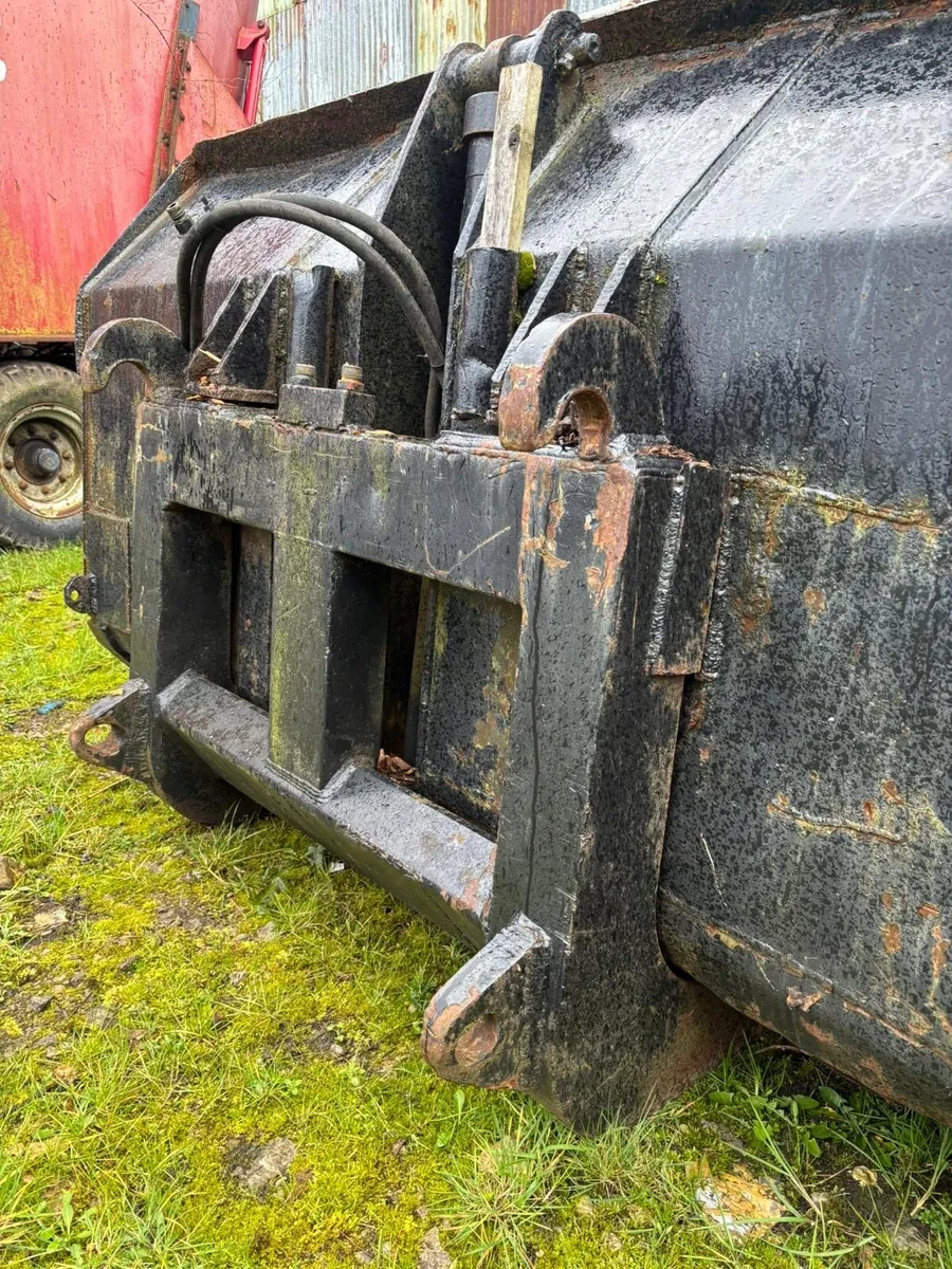 High tip bucket - Image 2