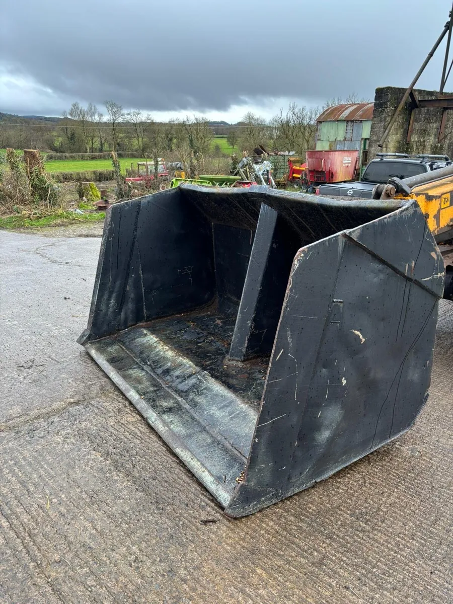 High tip bucket - Image 1