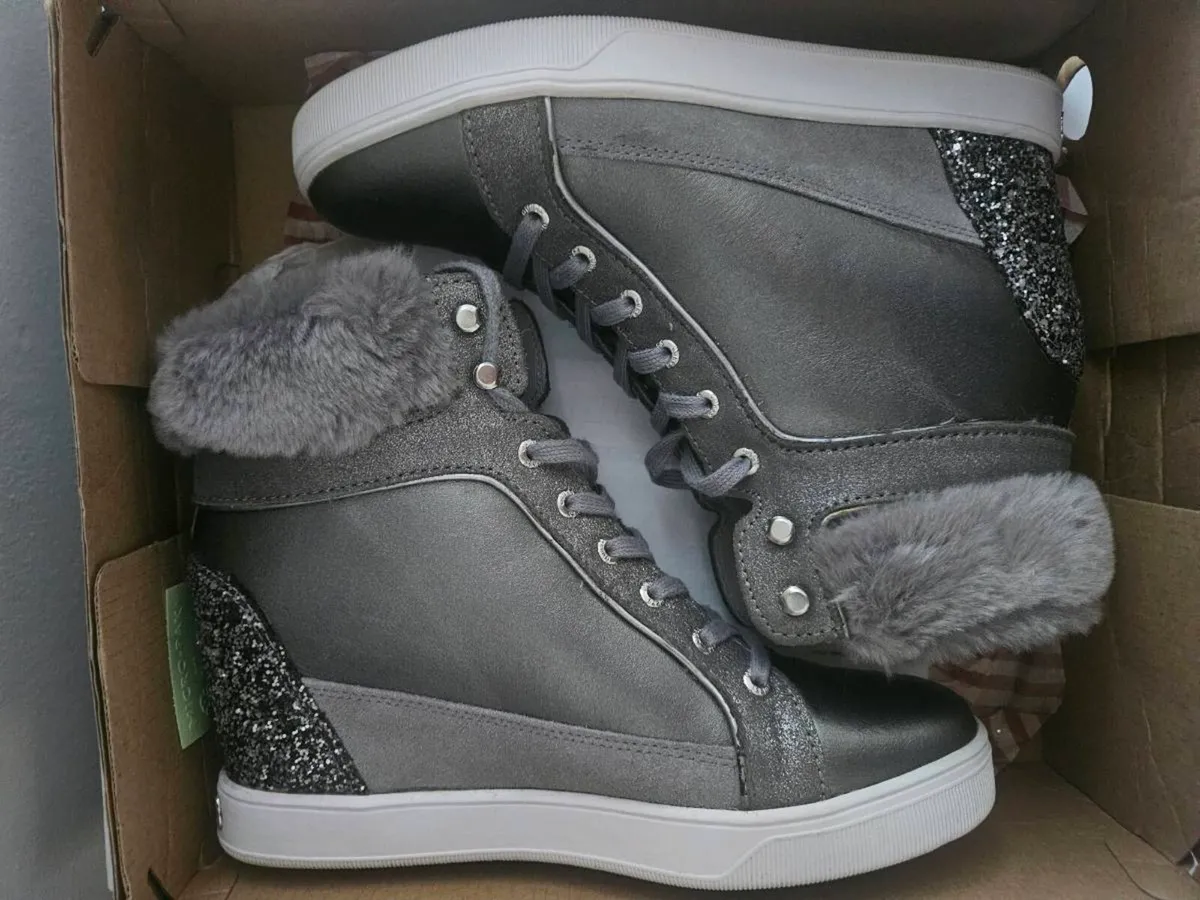 Guess shoes - Image 1