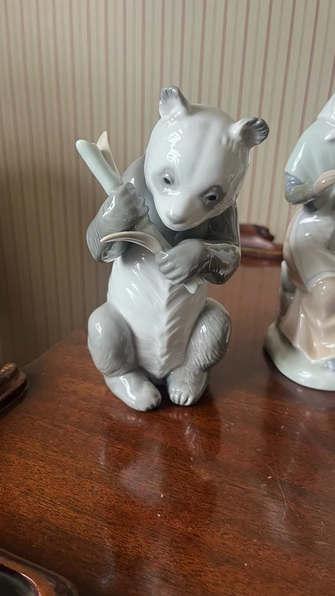 NAO Lladro - Image 2