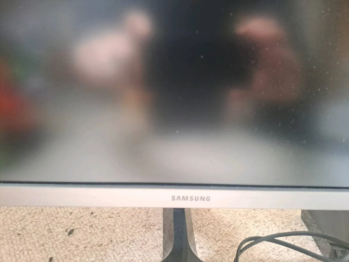 Wide screen monitor - Image 3