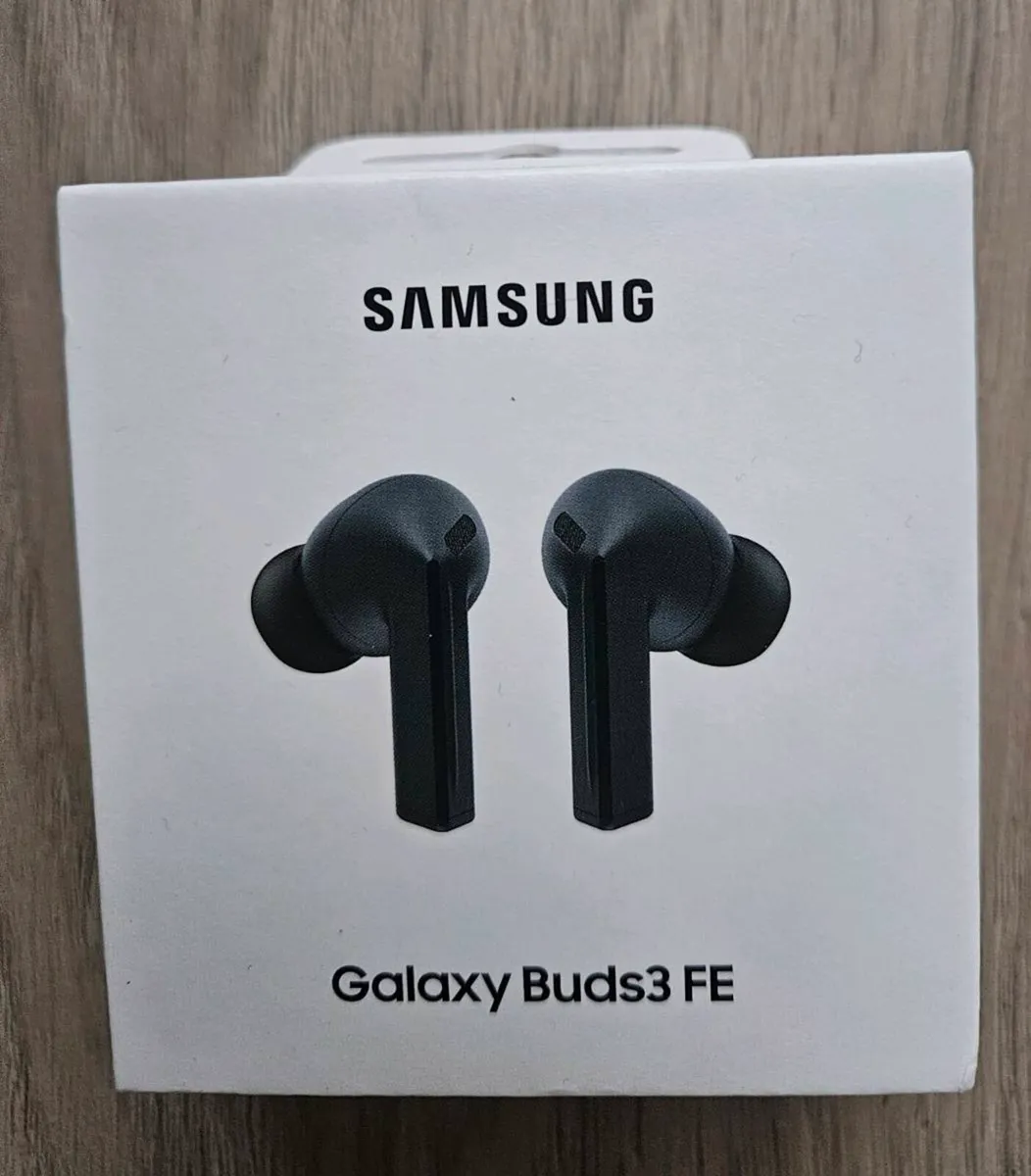 Samsung Galaxy Buds 3 FE New - Image 2