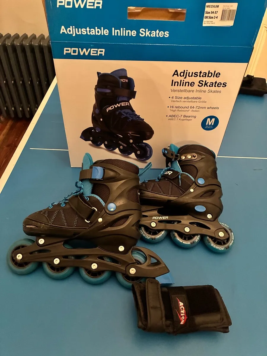 Rollerblades - adjustable size 2-4 - Image 1