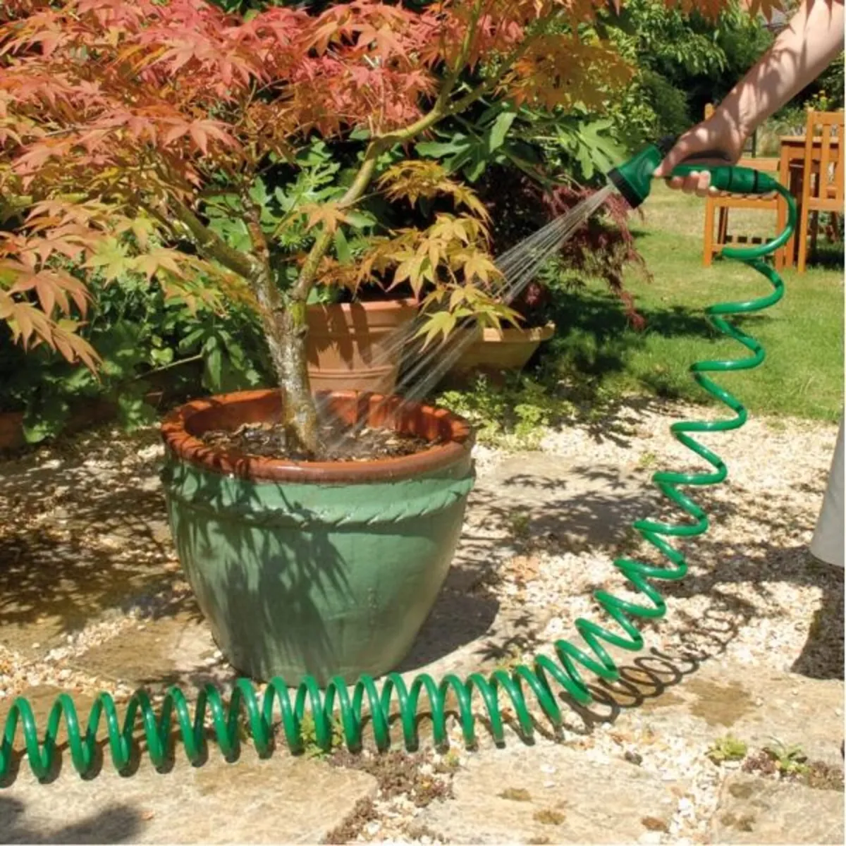 Draper Recoil Hose with Spray Gun and Tap Connecto - Image 2