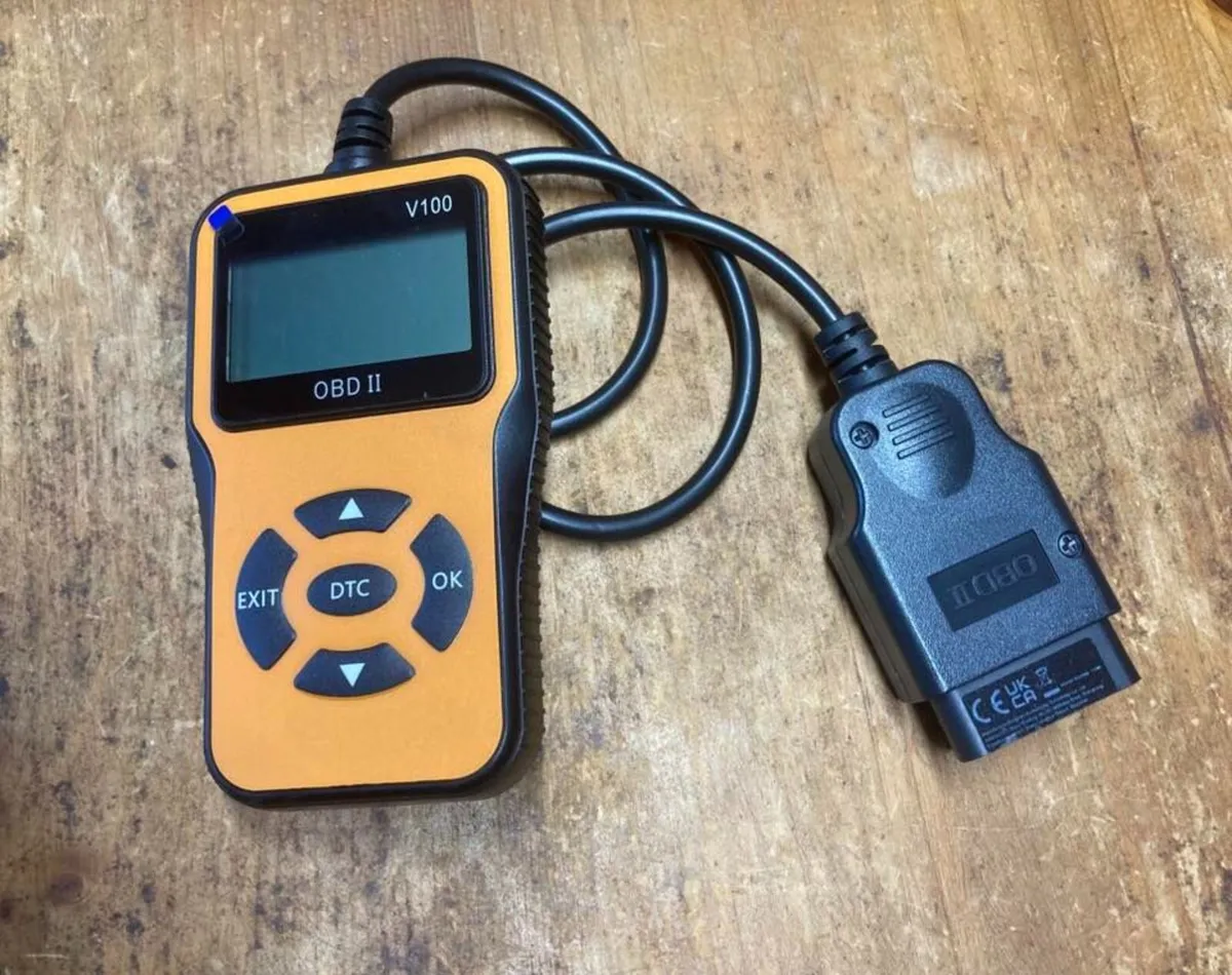 Car Diagnostic Tool, OBD2 Engine Fault Code Reader - Image 1