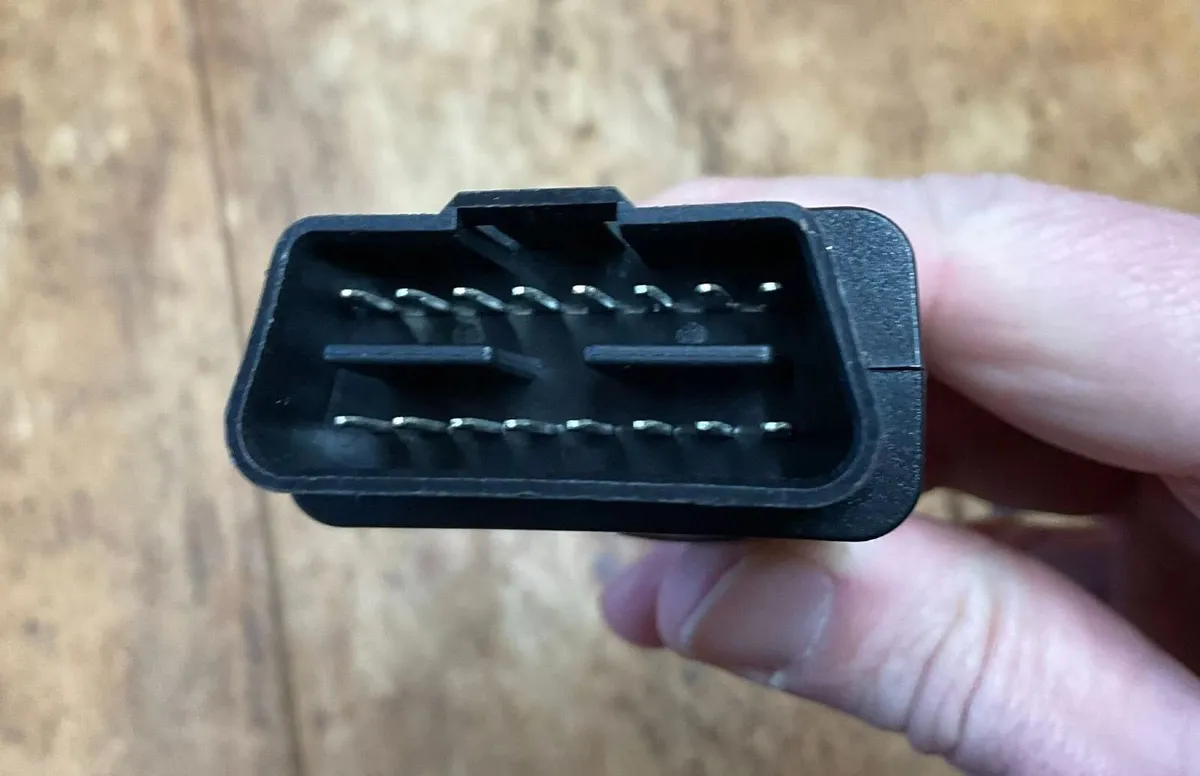 Car Diagnostic Tool, OBD2 Engine Fault Code Reader - Image 3