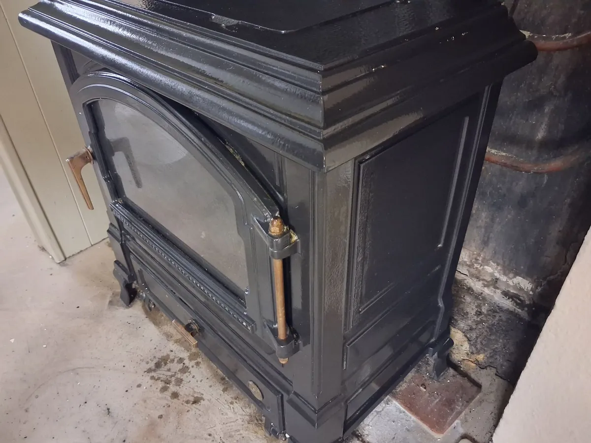Oil Burning Stove - Image 3
