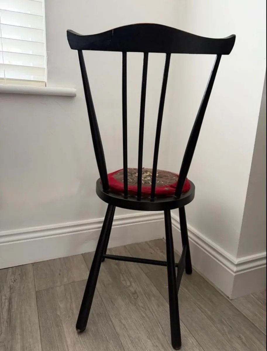 Vintage Petite Bedroom Chair - Image 4