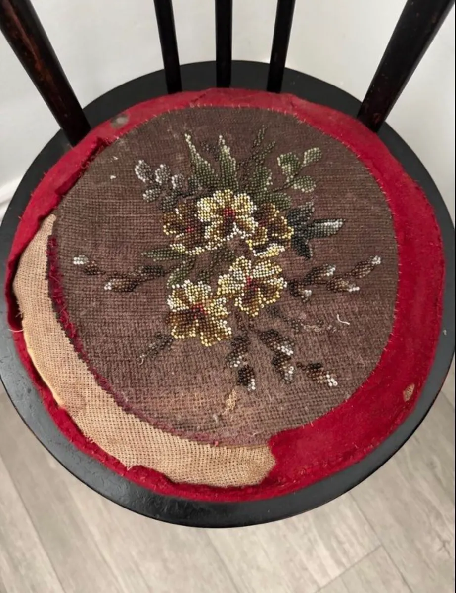 Vintage Petite Bedroom Chair - Image 3