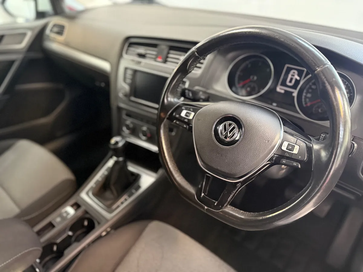 Volkswagen Golf 2016. 1.6TDI TRENDLINE - Image 3