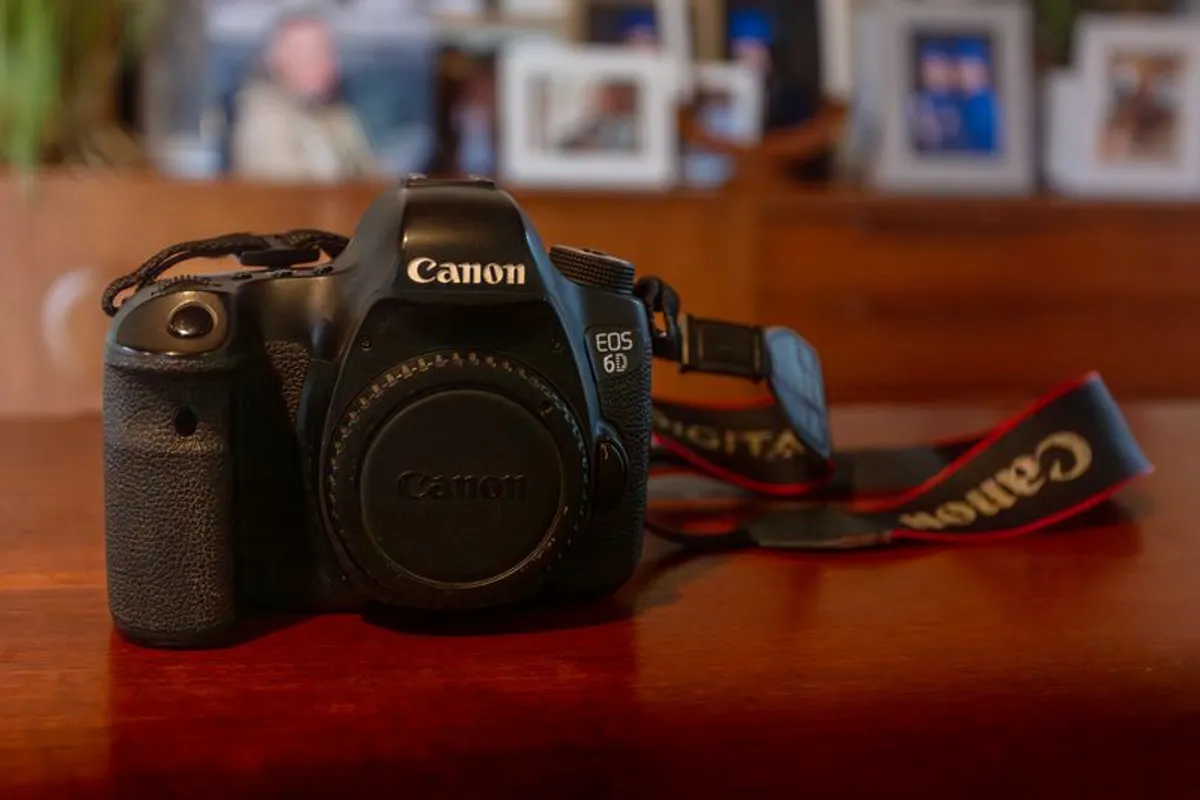 Canon EOS 6D Full Frame DSLR | 40k Shutter | Boxed | Excellent - Image 1