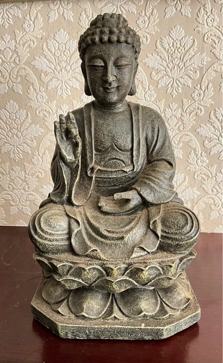 Collectible BUDDHA Figurine. Heavy - Image 1