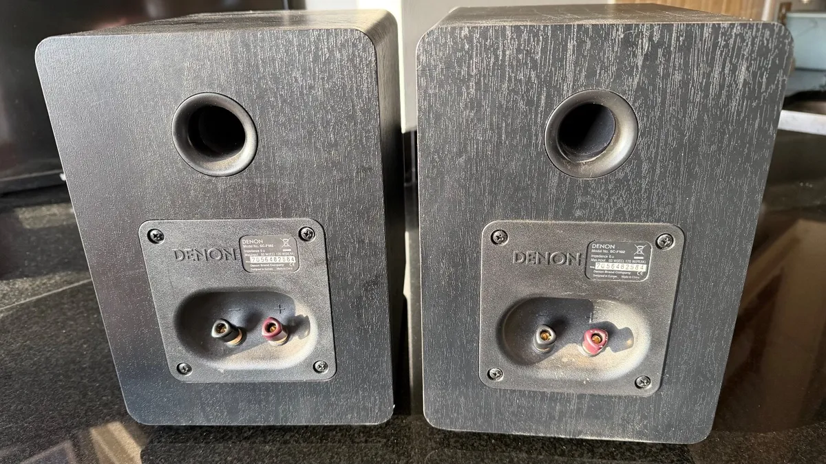 Denon SC-F102 Speakers - Image 2