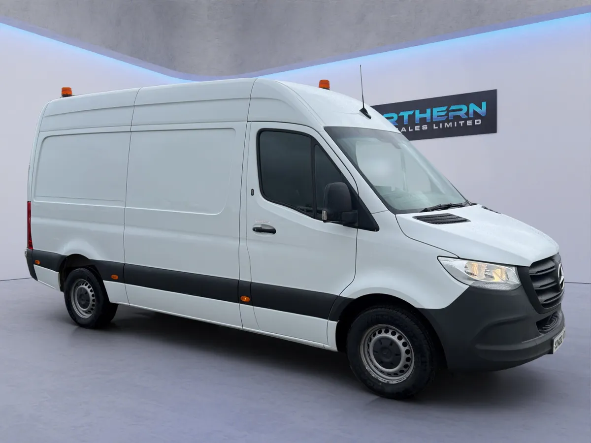 2022 Mercedes-Benz Sprinter 315 CDI Progressive - Image 1