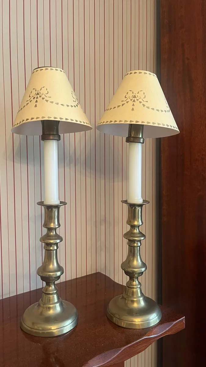 Brass candlesticks - Image 1