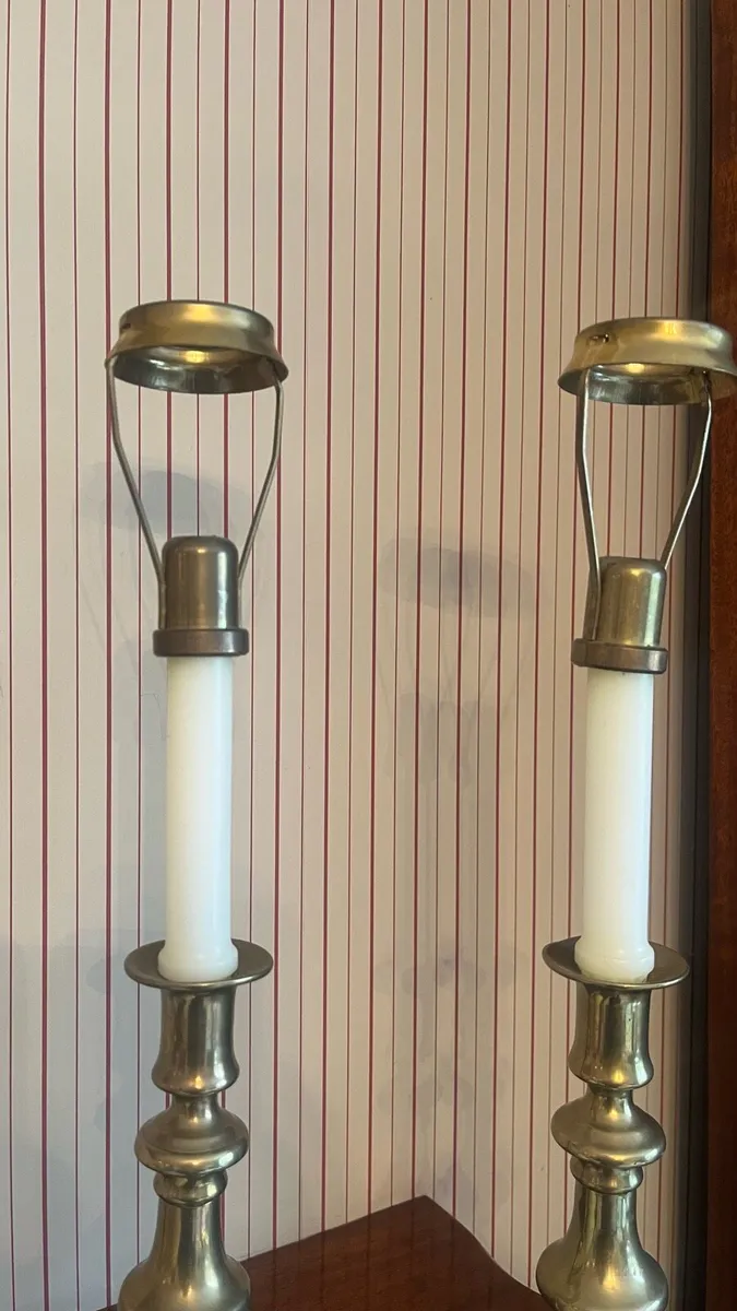 Brass candlesticks - Image 2