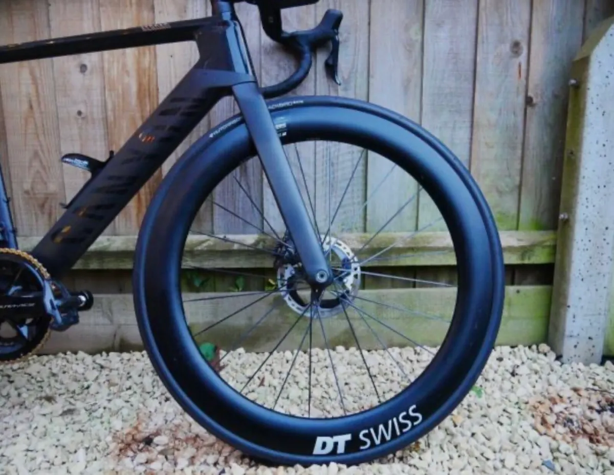 2023 Canyon Aeroad CFR Dura-Ace Di2 - Image 4