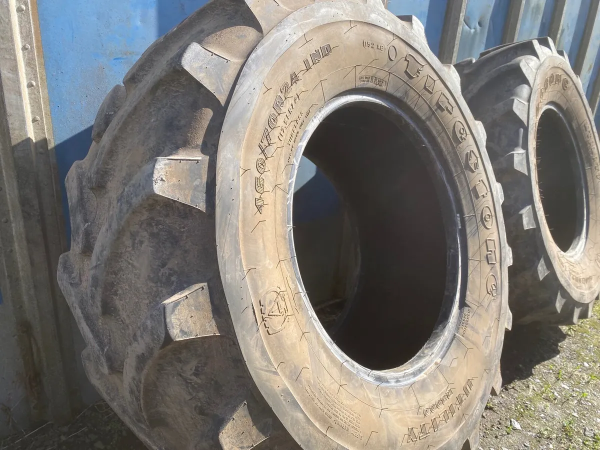 460/70R24FIRESTONE SHOVEL TELEHANDLER RADIAL TYRES - Image 2