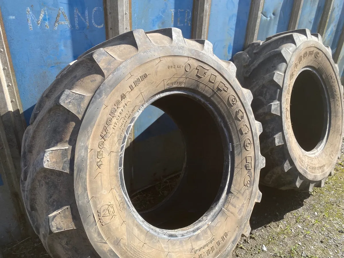 460/70R24FIRESTONE SHOVEL TELEHANDLER RADIAL TYRES - Image 1