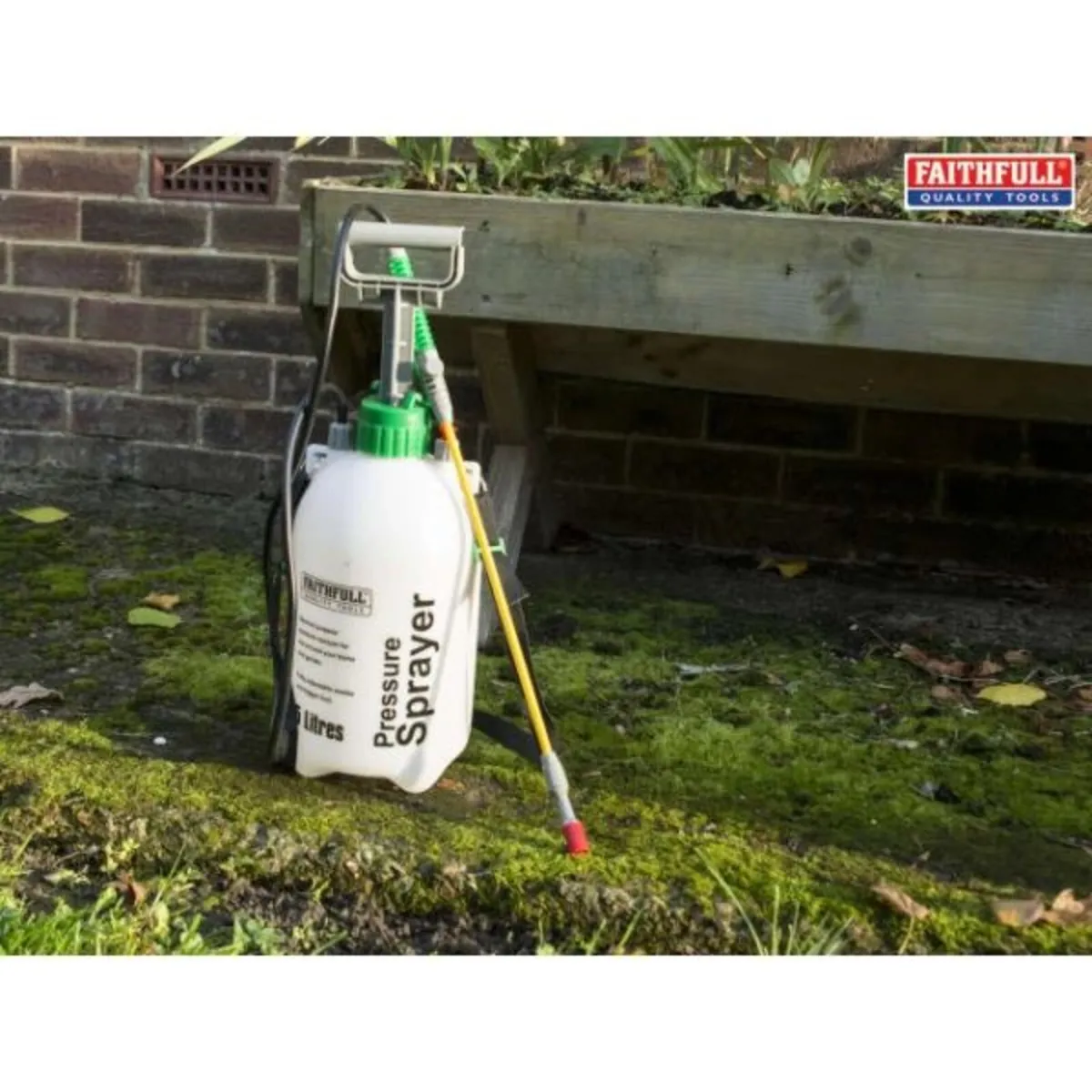 Faithfull Pressure Sprayer - 5 Litre - Image 2