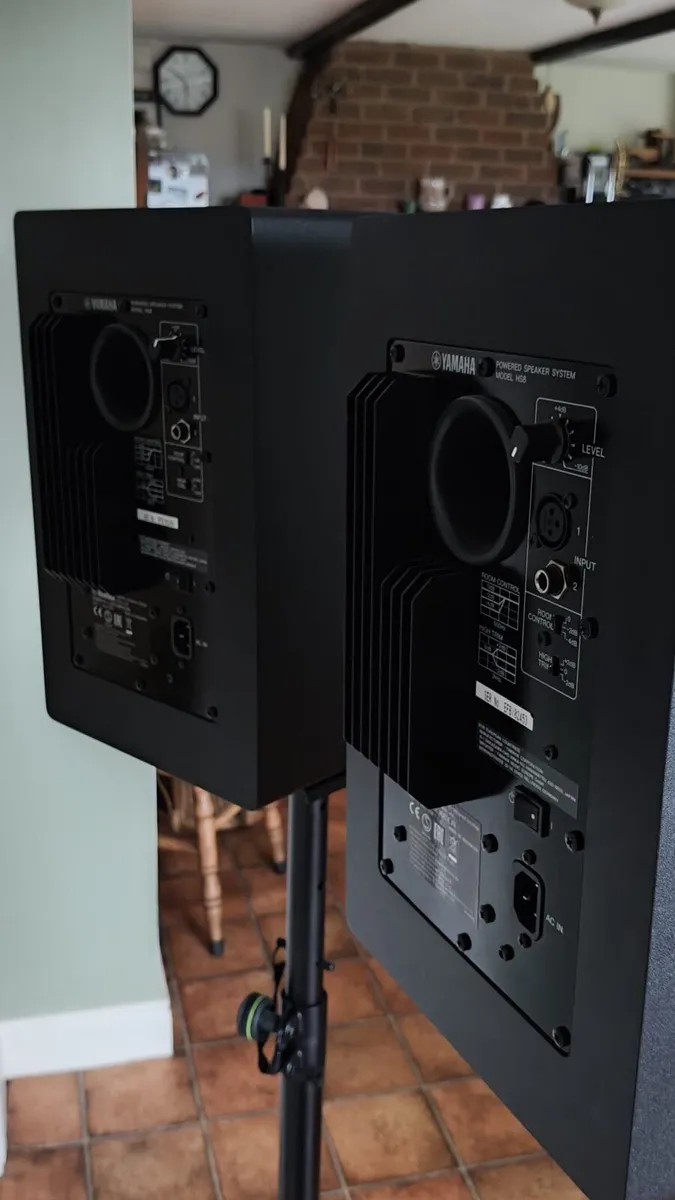 Yamaha Hs8 Speakers - Image 4