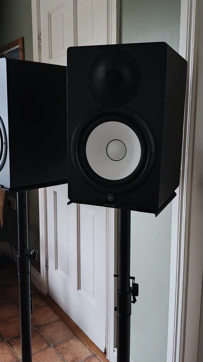Yamaha Hs8 Speakers - Image 1
