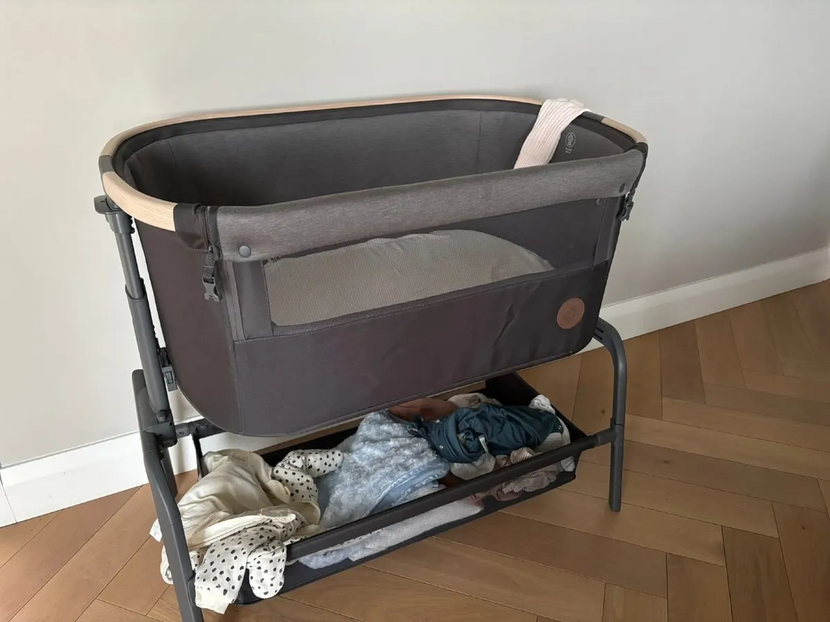 Baby Cot, Crib and Changing Table - Image 2