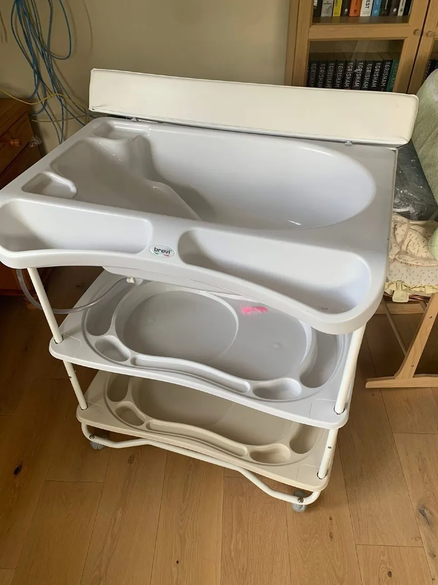 Baby Cot, Crib and Changing Table - Image 4