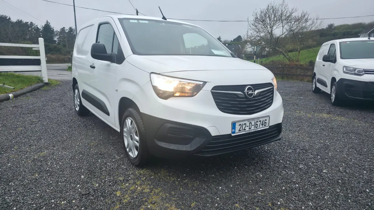 Opel Combo 2021 - Image 1