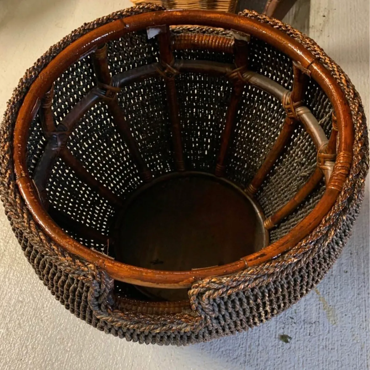 Large Vintage Basket - Image 1