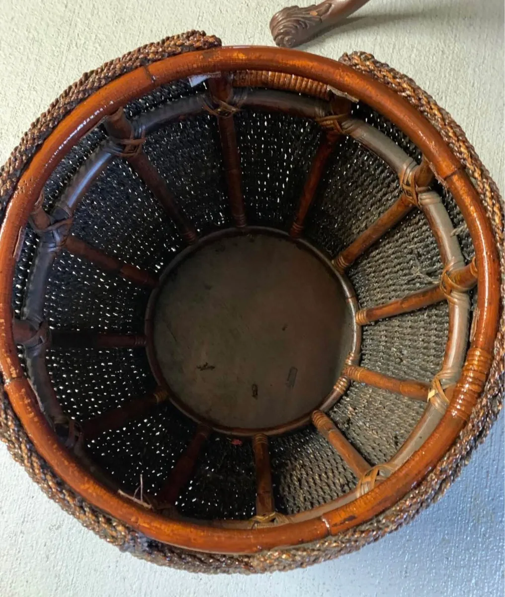 Large Vintage Basket - Image 3