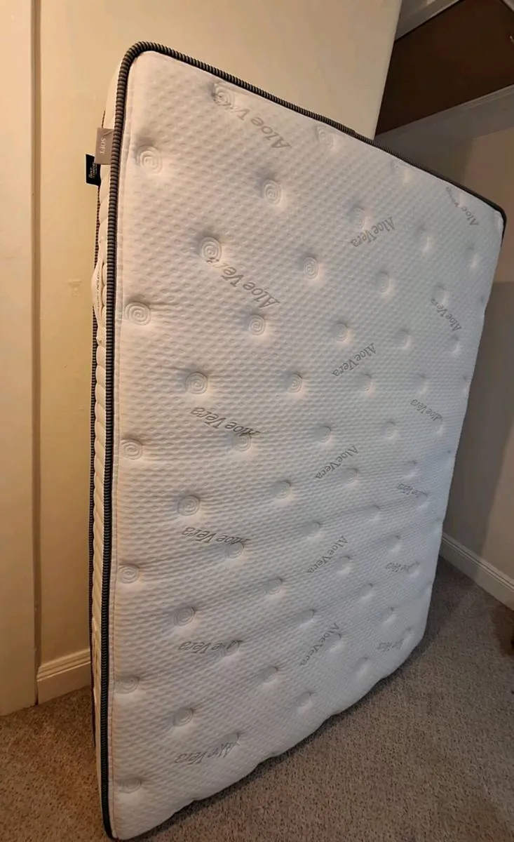 Double Mattress - Like New, must go asap - Image 2